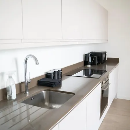 Ferienwohnung Luxury Living In The Heart Of Mk Milton Keynes Exterior foto